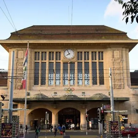 Superbe En Plein Centre à Gare Appartement